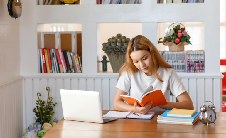 Why Self Learning Is Growing Fast Among Students Today