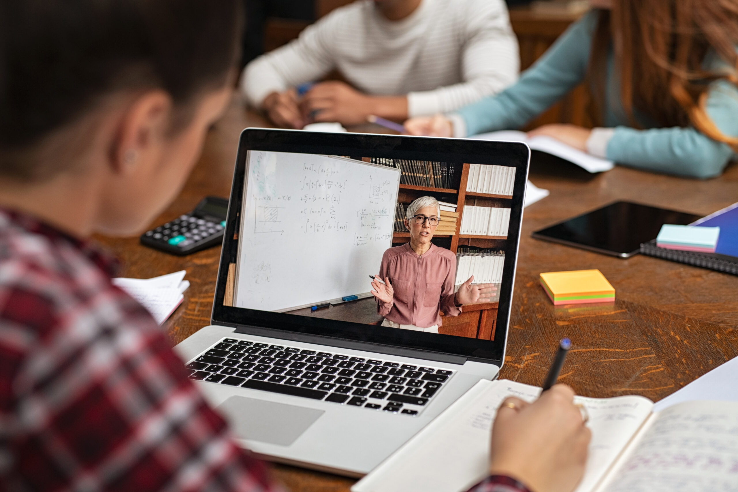 How Online Education Is Changing Learning For Students