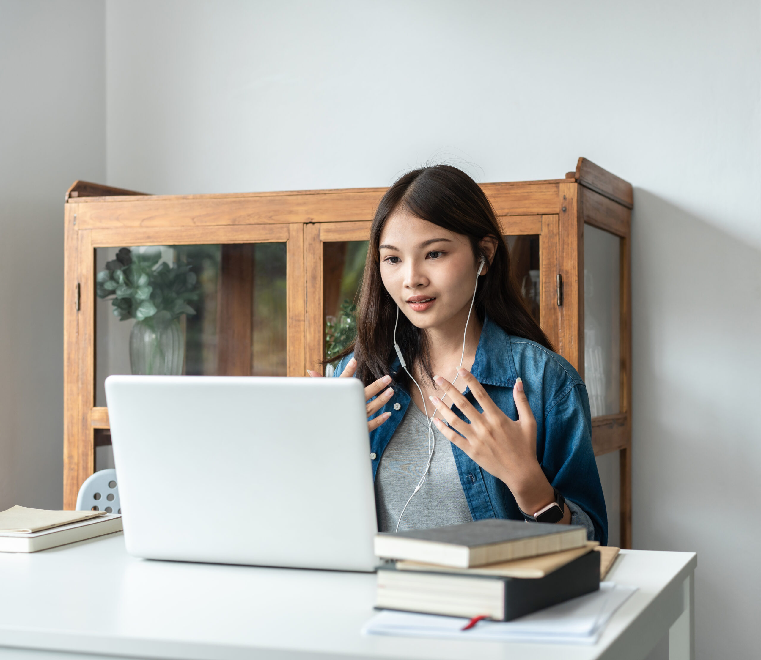 Best Tools To Record Lectures And Review Them Later
