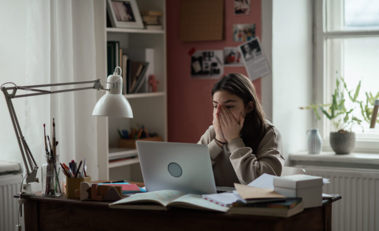 How To Avoid Burnout While Taking Multiple Online Courses